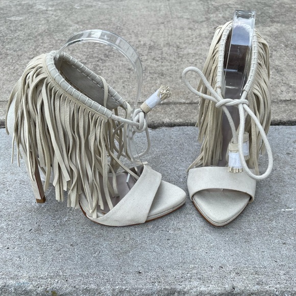 NWT Zara Fringe Sandals Size 5